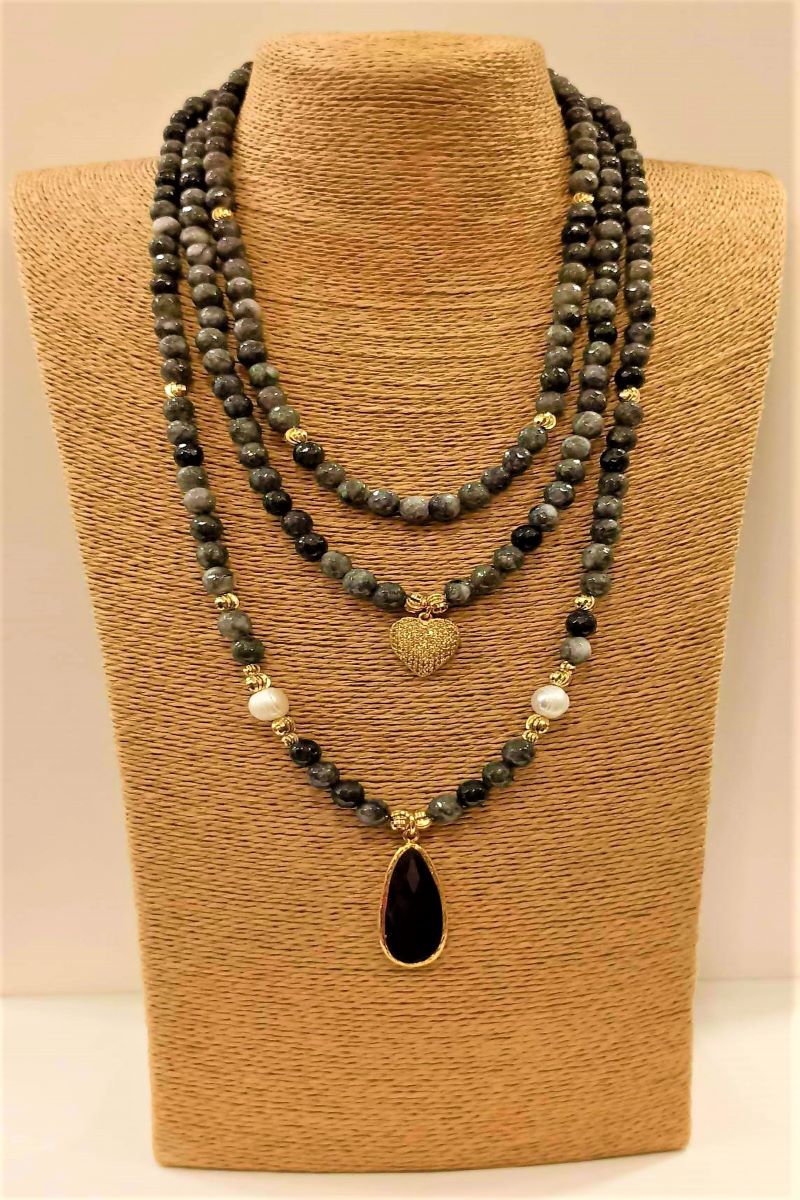 Κολιέ με λαμπραδορίτη πέτρες